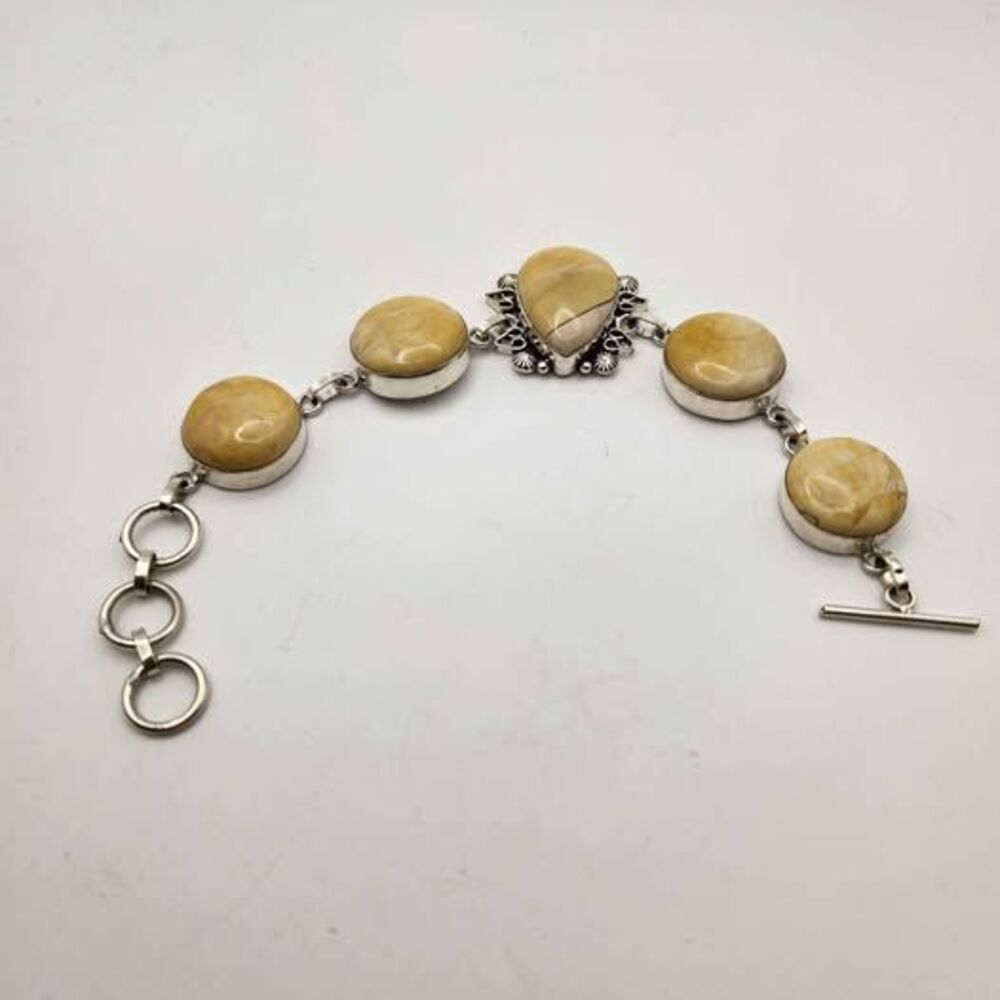 Yellow Jasper Cabochon Link Bracelet Silver Tone Teardrop Center Toggle